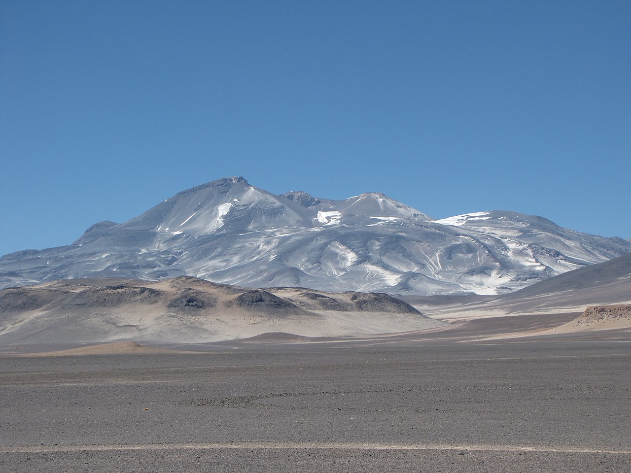 Nevado Ojos del Salado 2010