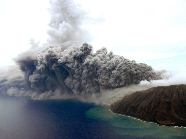 Anatahan 2005