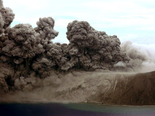 Anatahan 2005