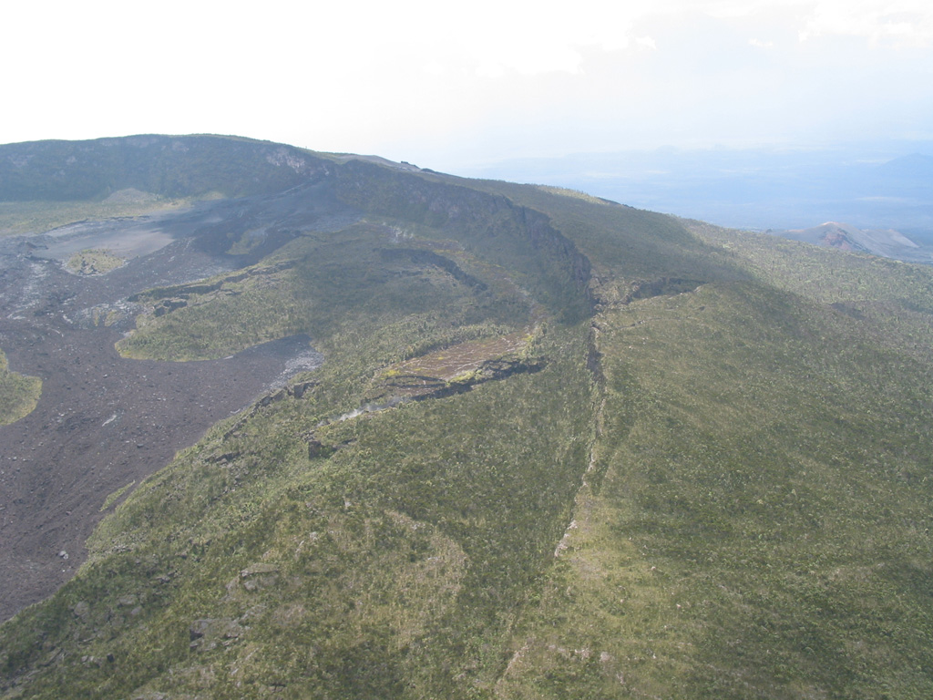 Nyamuragira 2004