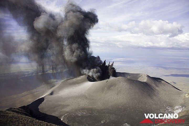 Ol Doinyo Lengai 2008