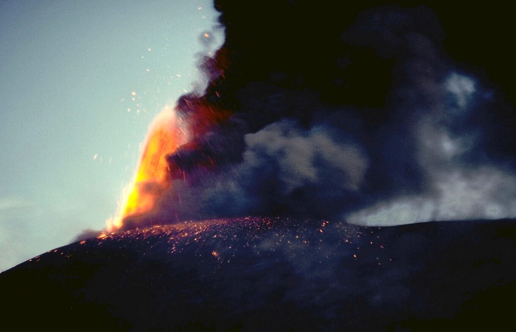 1995 Cerro Negro