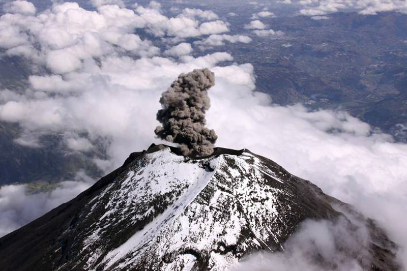 Tungurahua 2012