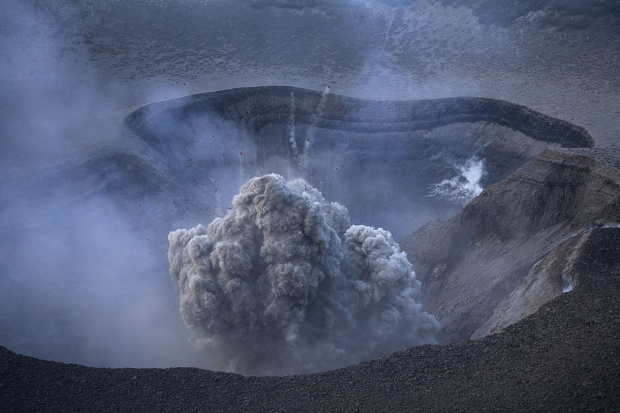 Yasur 2006
