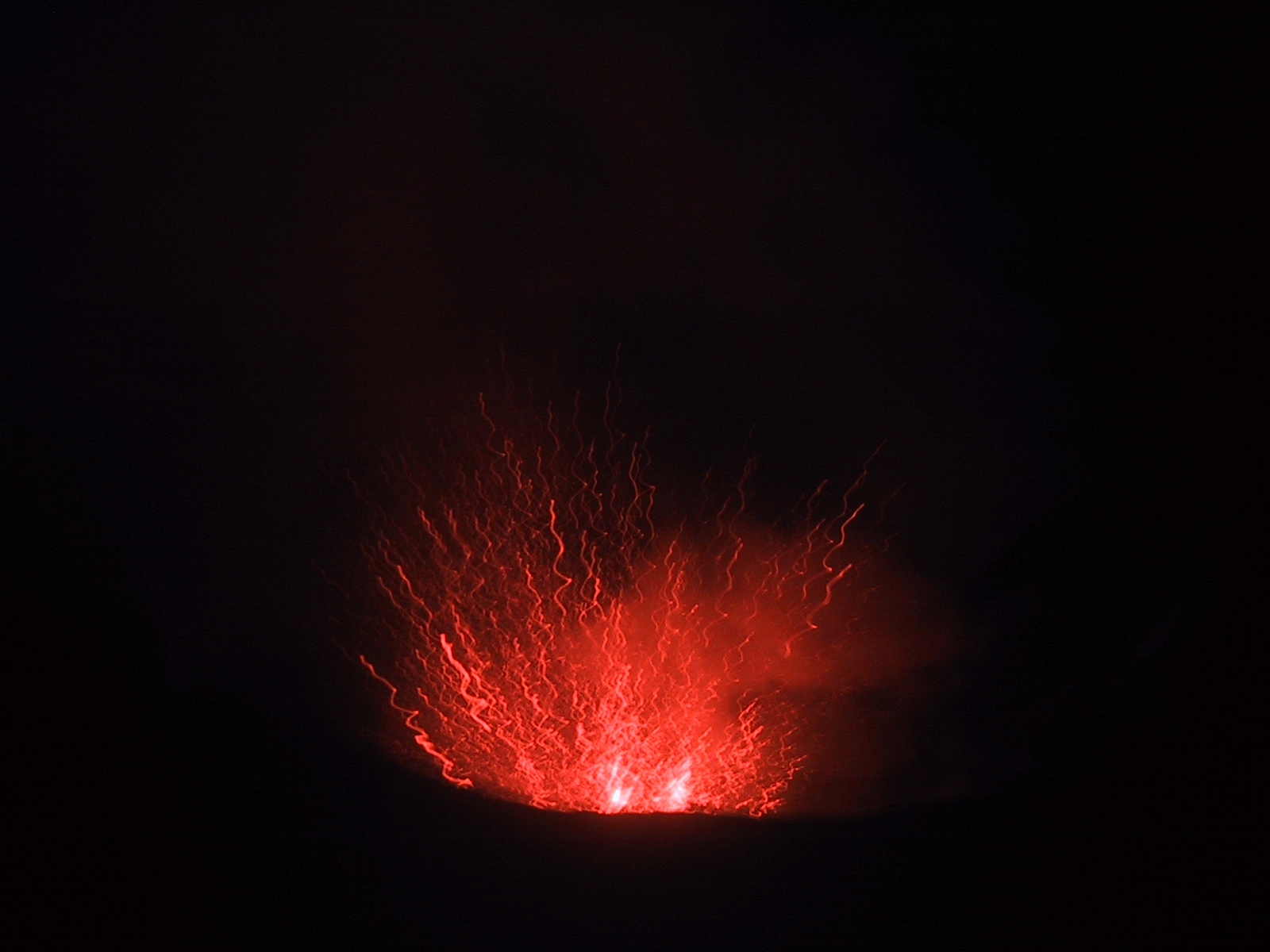 Yasur 2005