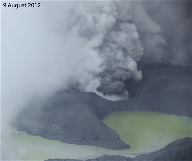 White Island 2012