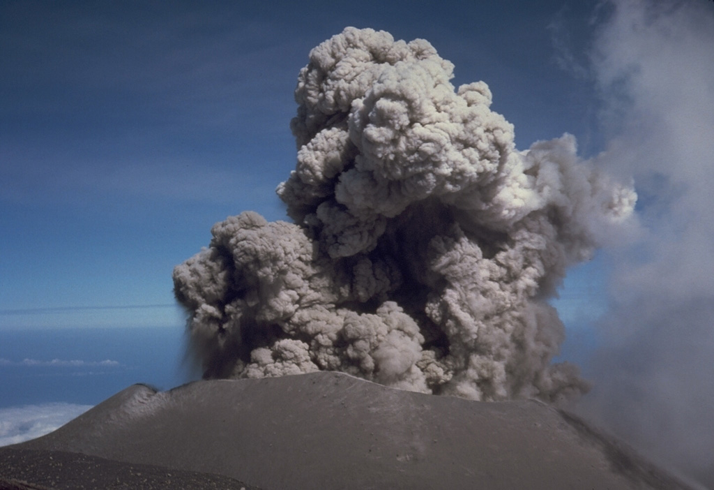 Semeru 1985