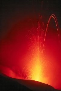 Erupción estromboliana